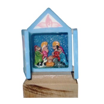 Nacimiento en cajita azul