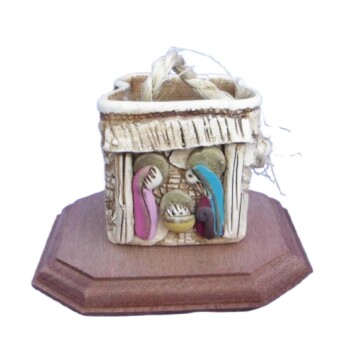 Misterio en bolso beige