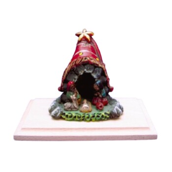 Misterio choza roja puntiaguda