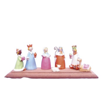 Nacimiento tres mellizas pequeño