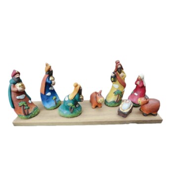 Nacimiento trajes con palmeras