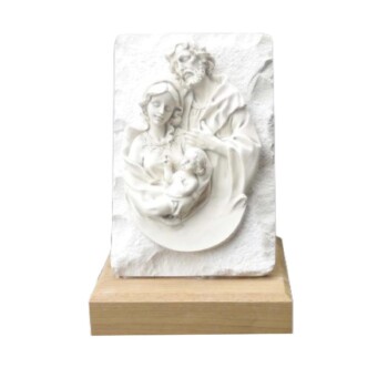 Sagrada familia en relieve