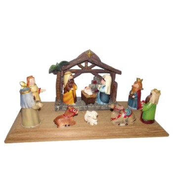 Nacimiento infantil con portal